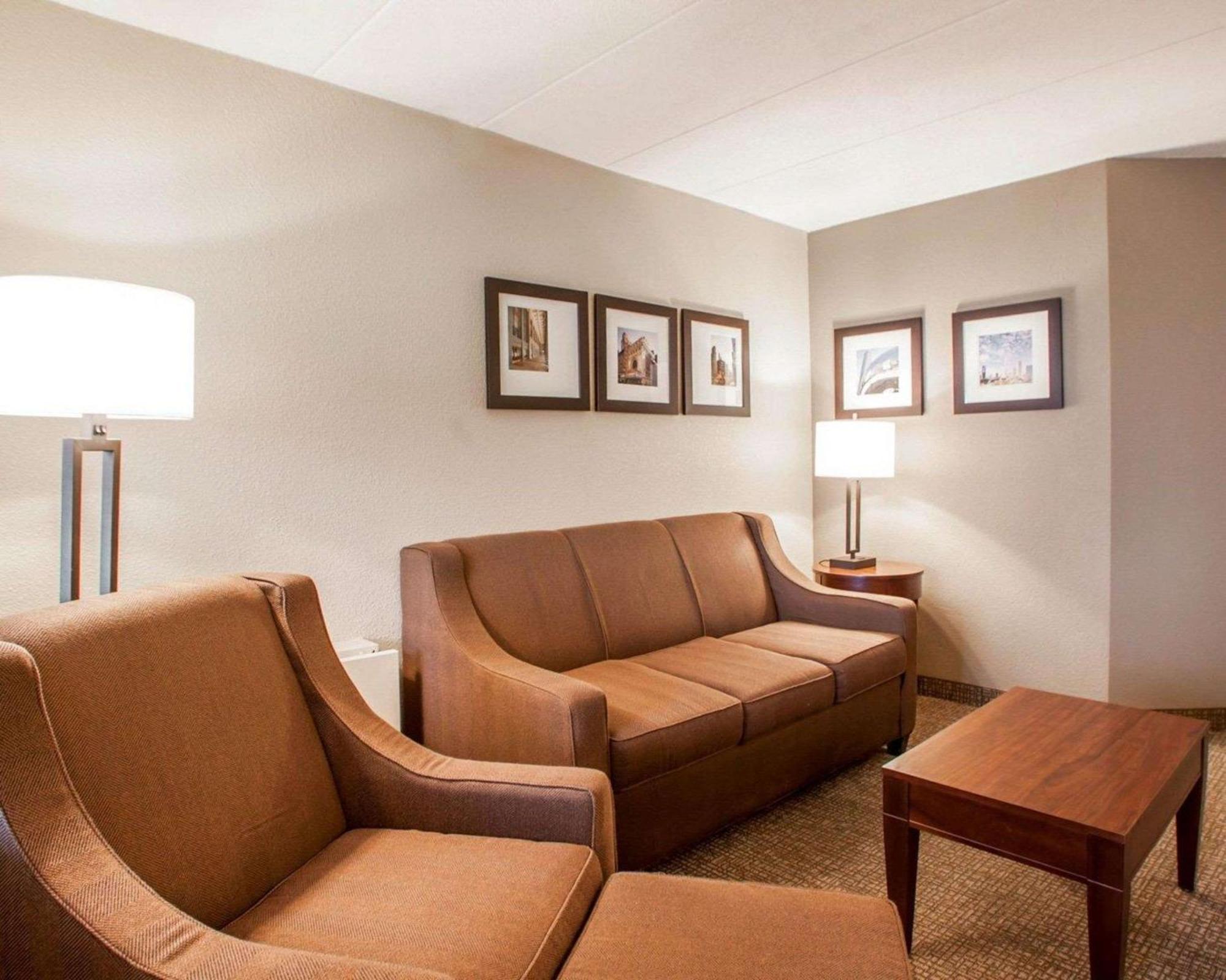 Quality Inn & Suites Orland Park - Chicago Εξωτερικό φωτογραφία