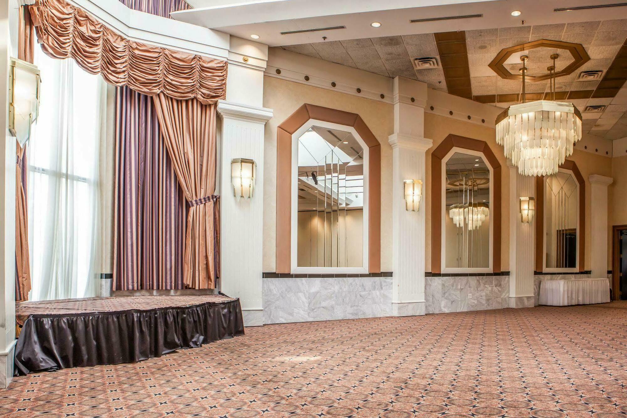 Quality Inn & Suites Orland Park - Chicago Εξωτερικό φωτογραφία